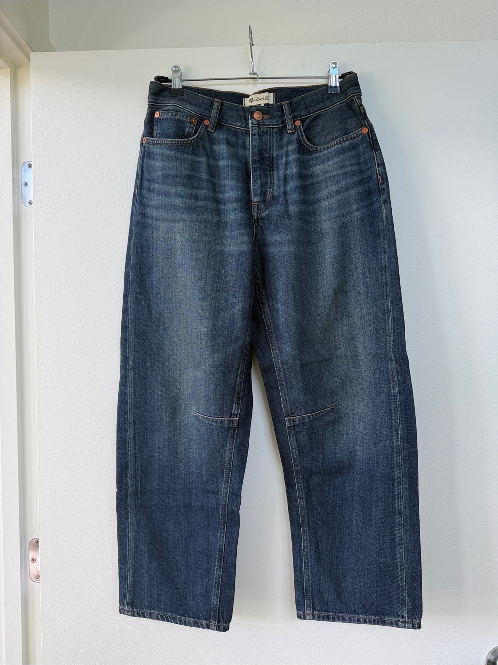 Madewell Darted Barrel Leg Jeans dark medium wash